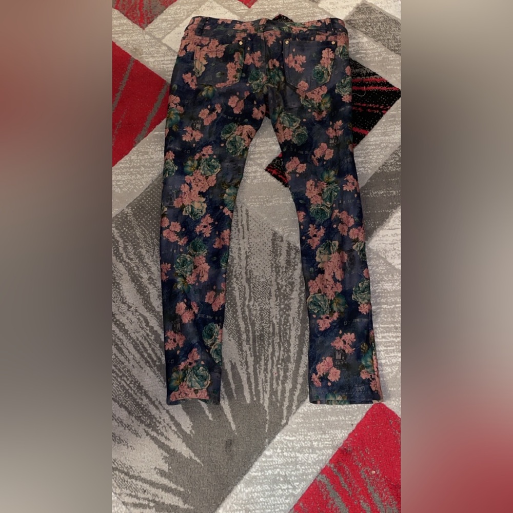Flower print pants - Picture 2 of 2